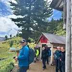 Alpehytte Kolata View Tropoje